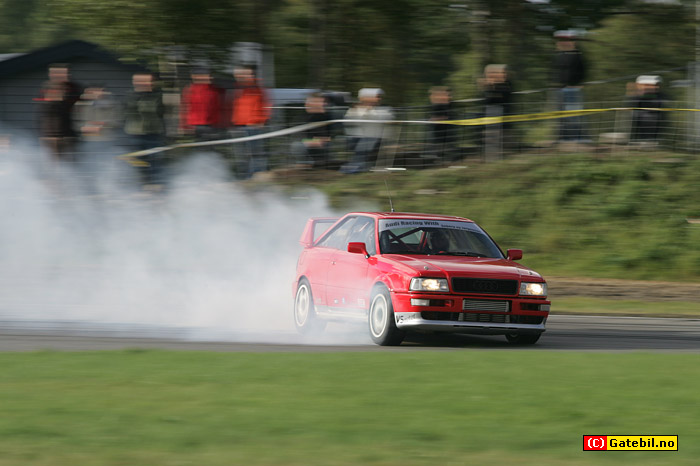 Audi S2's lots of piccies 